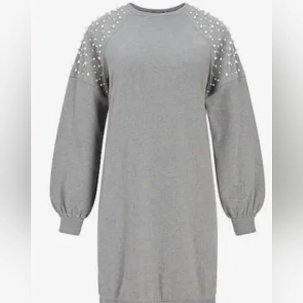 Express Pearl Embellished Gray Sweatshirt Dress Size Meduim - Picture 10 of 10